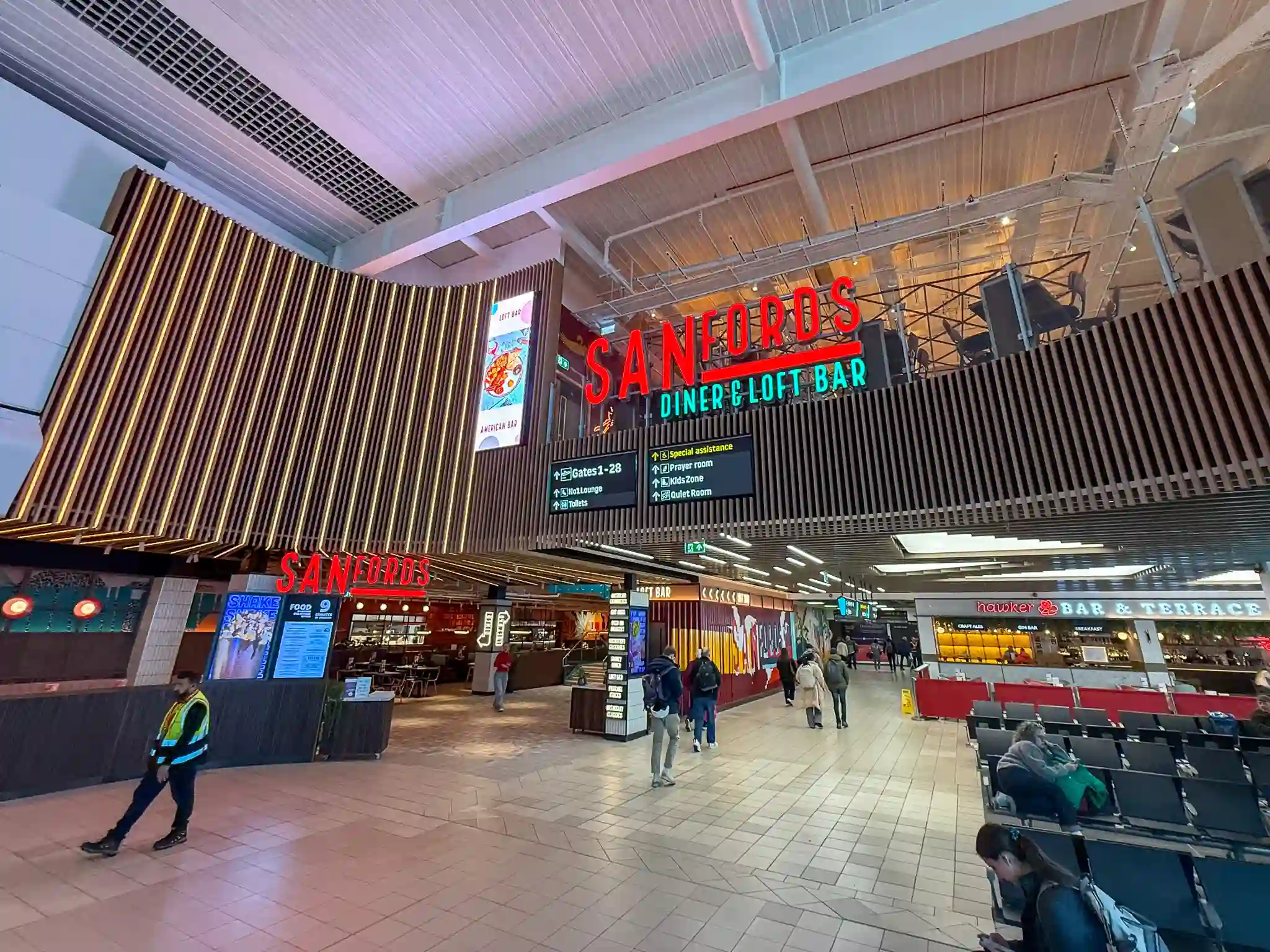Sanfords Restaurant Exterior